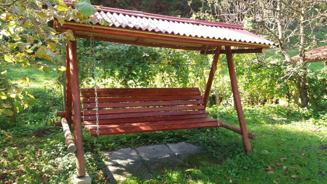 Appartment Bezenica Dobrova Eksteriør billede